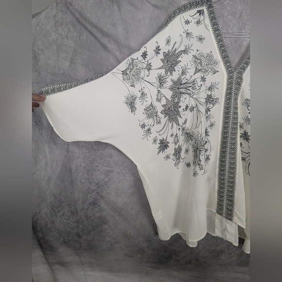 Rose + Olive 2X Boho Asymmetrical Blouse V-Neck Front & Back - Picture 3 of 11